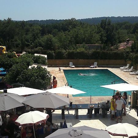 Le Relais Du Lac Hotel Montauroux Buitenkant foto