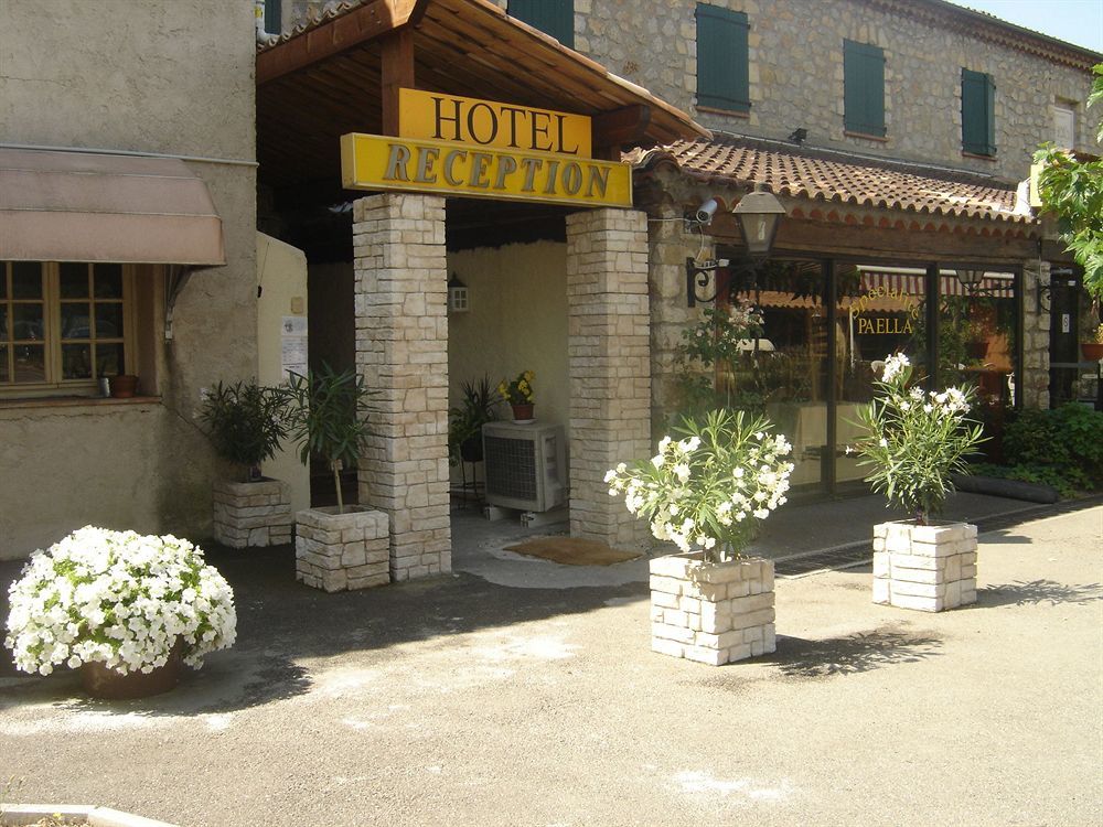 Le Relais Du Lac Hotel Montauroux Buitenkant foto